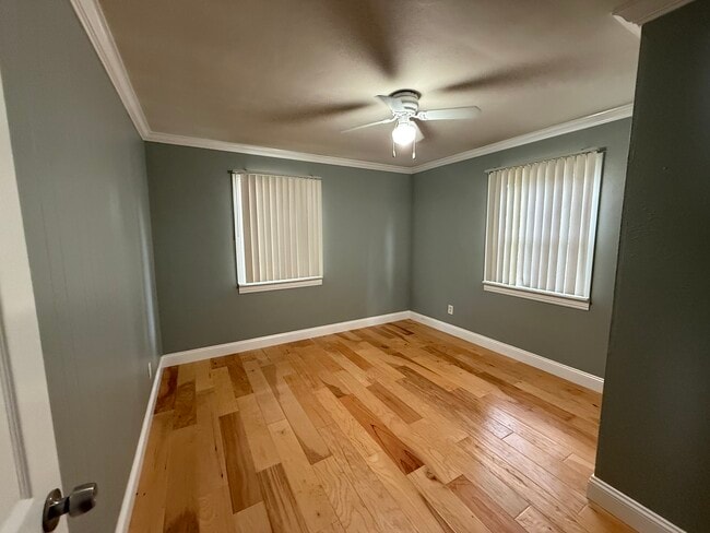 Photo - 124 S Cherry St