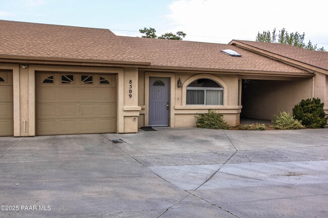 Building Photo - 8509 E Leigh Dr Unit B Rental