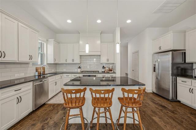 Photo - 210 Wimberly St