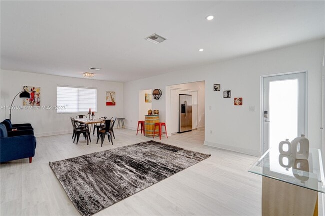 Photo - 7528 Buccaneer Ave