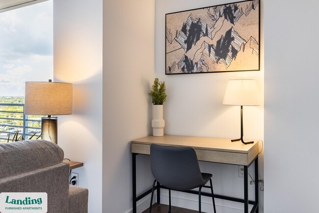 Photo - 200 NE 1st Ave Unidad 711.1412289