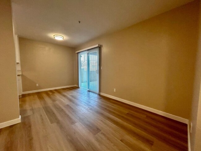 Photo - 10782 Walnut St Unidad 10784