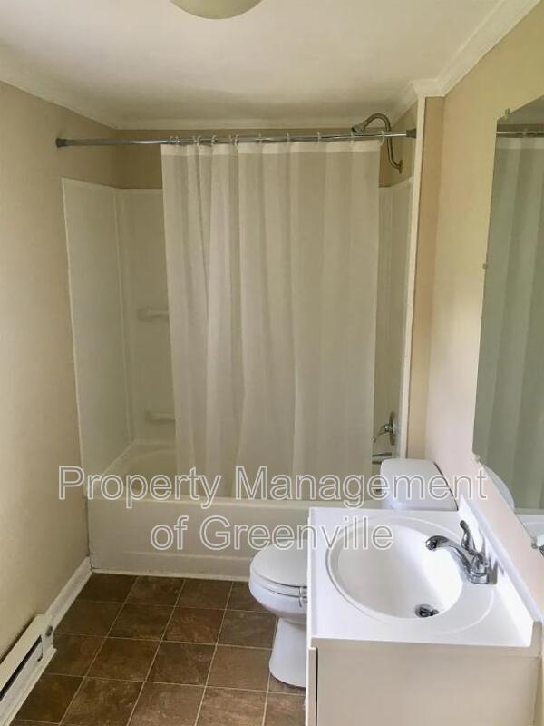 Photo - 420 West Ave