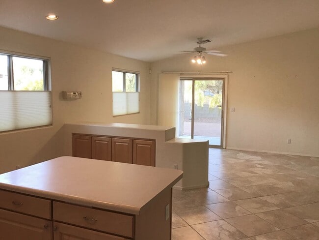 Photo - 3Bd/2ba Nice, clean in Rancho Vistoso, 3 Car Garage, Oro Valley