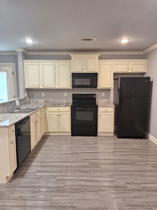 Photo - 3 bedroom Duplex