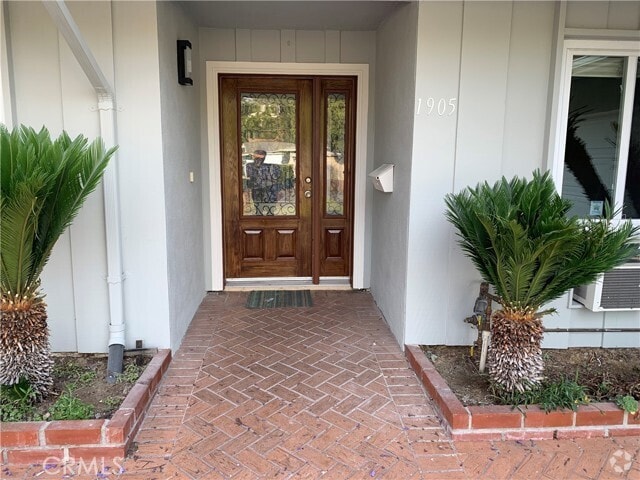Building Photo - 1905 Los Cerros Dr Rental