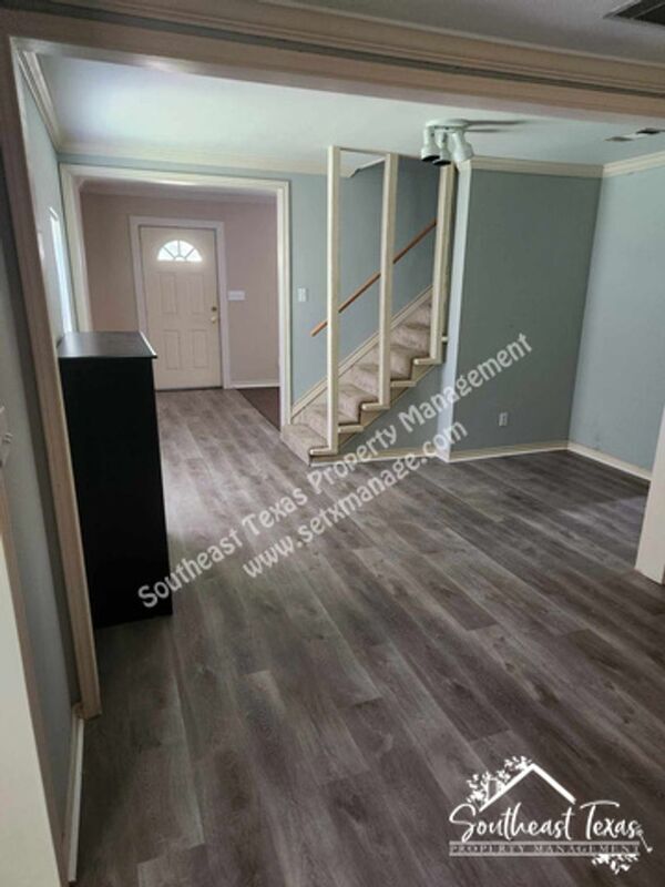 Photo - 345 Marceline Blvd