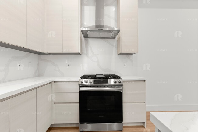 Photo - 1539 - 1547.5 Hi Point St Unidad 1545.5