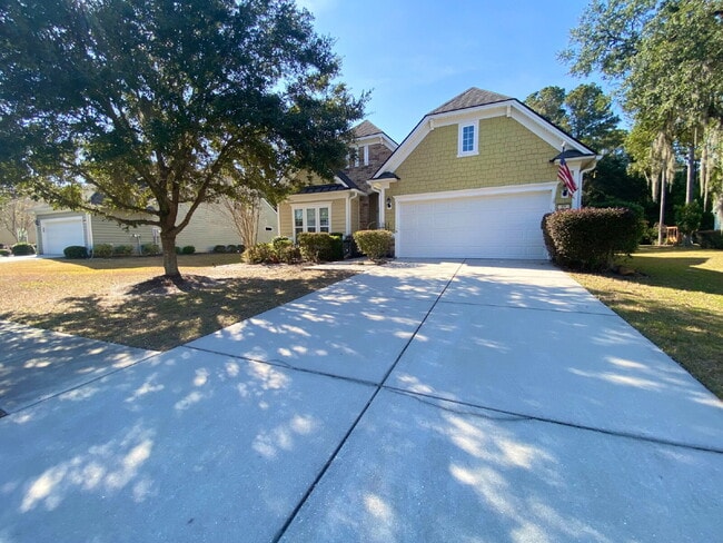 Photo - Three-bedroom ranch style home located in Baynard Park!
