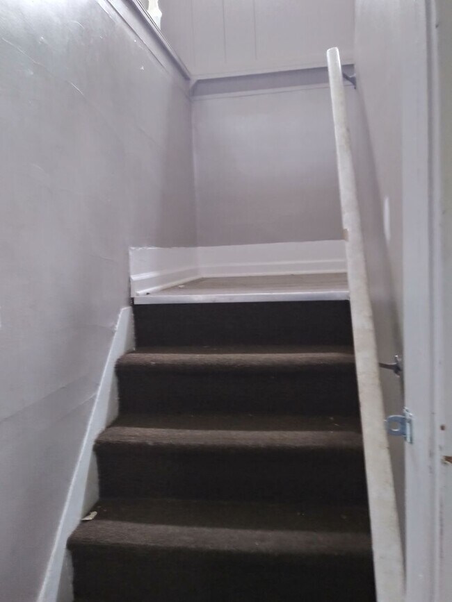 Photo - 67-69 Upton Place Unit Up