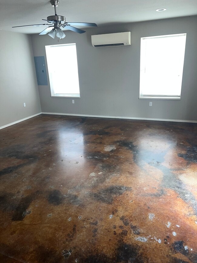 Photo - 8150 East 131st St S