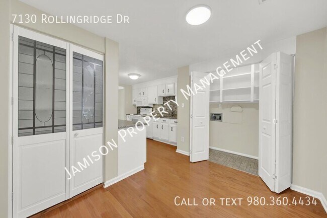 Photo - 7130 Rollingridge Dr