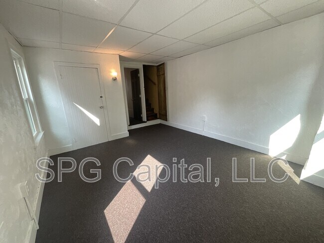 Photo - 219 N Pine St House