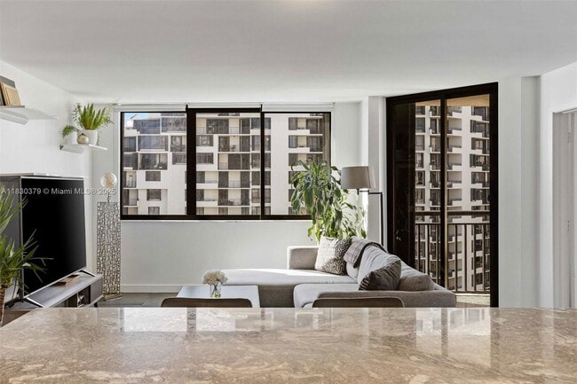 Photo - 540 Brickell Key Dr Unit 1519