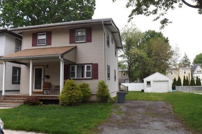 320 Evergreen Ave, Folsom, PA, 19033 - 320 Evergreen Ave, Folsom, PA, 19033 Casa