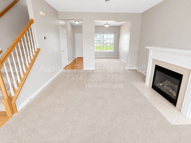 Photo - 555 Fortress Ct