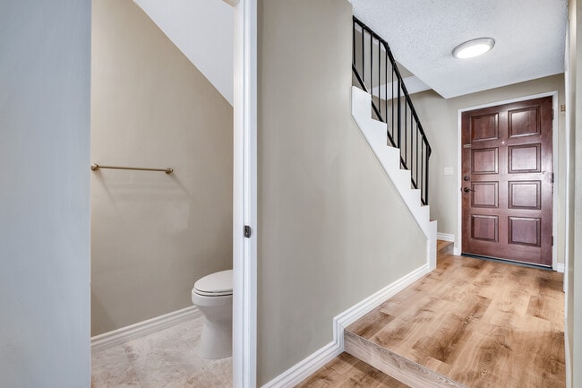 Photo - 1909 Harriman Ln Unit 3