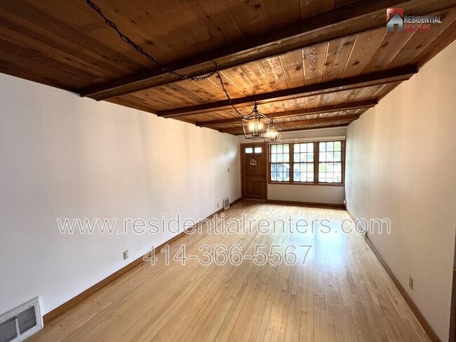 Photo - 4929 N Hollywood Ave