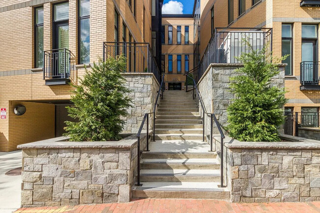 Photo - 1307 Clifton St NW Unit #44