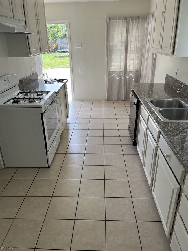 3 br, 2 bath House - 1508 El Sereno Drive - 3 br, 2 bath House - 1508 El Sereno Drive
