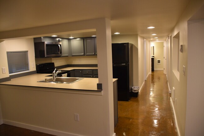 Photo - 8360 Wabash Ave S Unit B