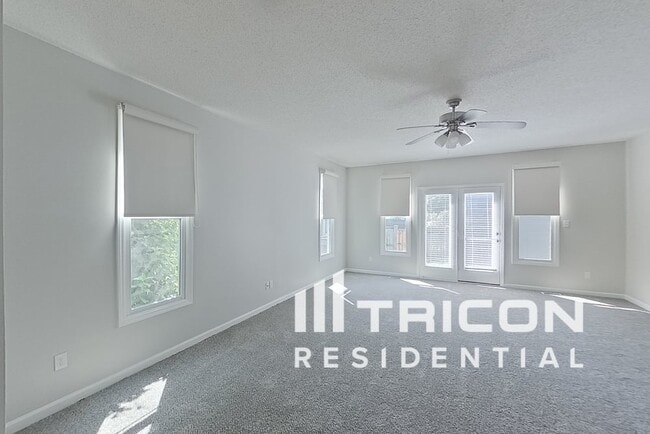 Photo - 3441 Mackey Wherry St