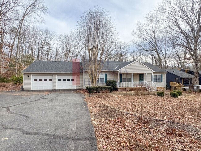 Photo - 3 Bedroom/2 Bath Lake Monticello Monticello Rental