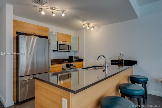 Photo - 3301 NE 1st Ave Unidad H2009