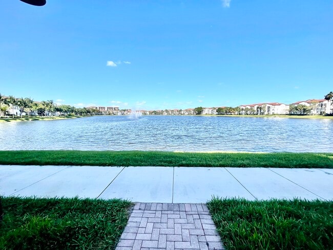 Photo - 2833 SW 119th Way