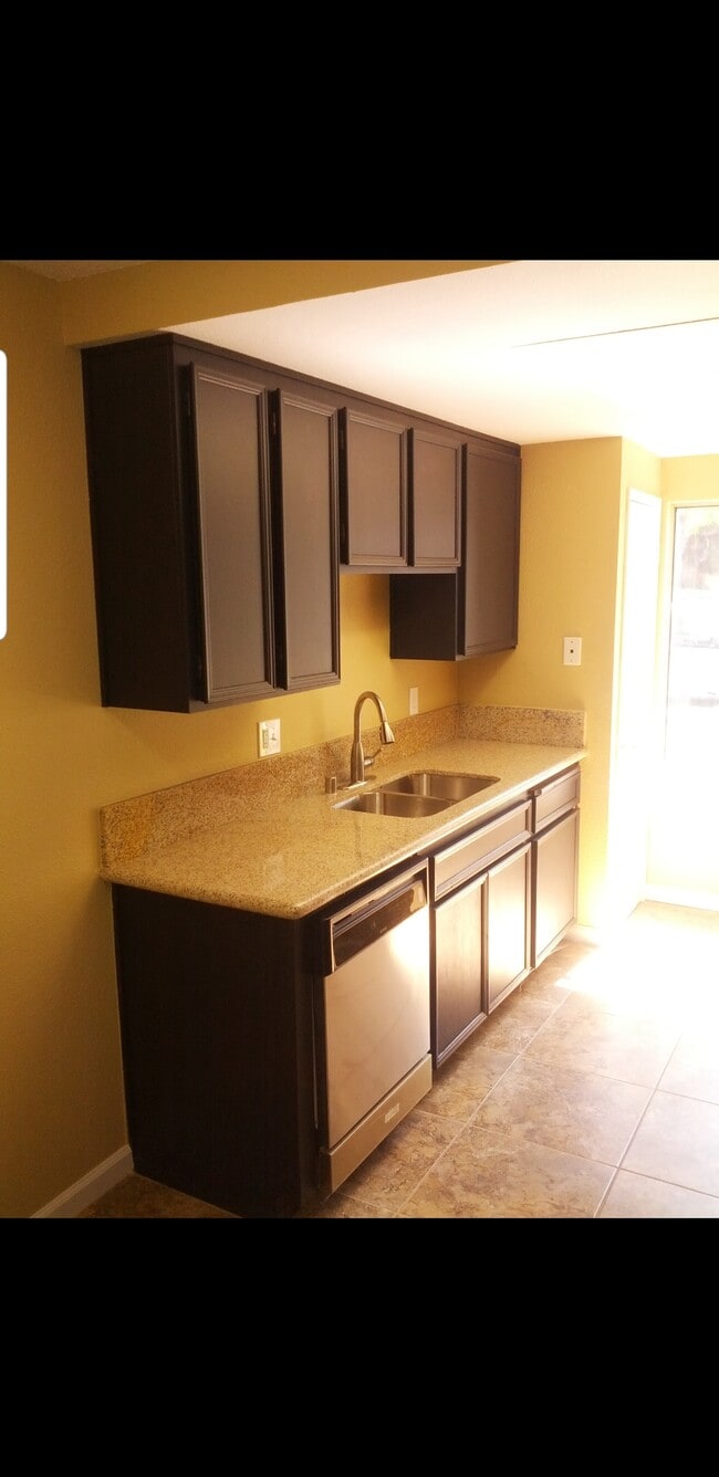 Photo - 1313 Floyd Ave Unit North Lake Condominiums