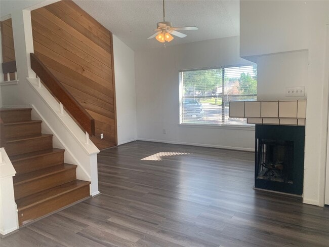 Building Photo - 2710 Grants Lake Blvd Unit A6