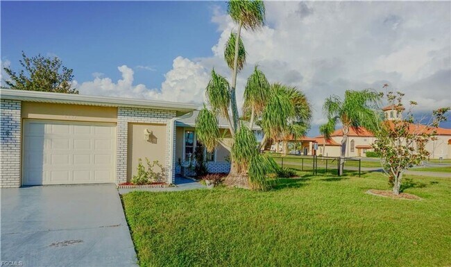 Photo - 6004 Deming Ave