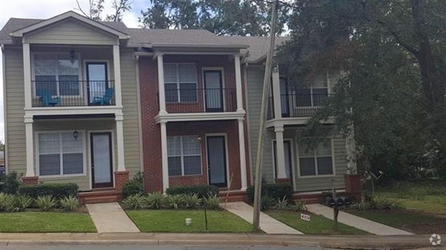 Building Photo - Midtown Tallahassee Townhome