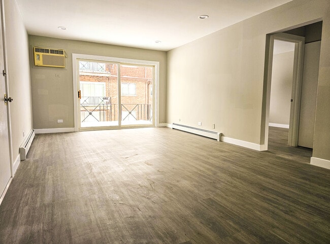 Photo - 10457 Dearlove Rd Unit 1A