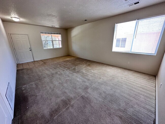 Photo - Stunning 3 bed, 2.5 bath, 2575 sq ft home ...