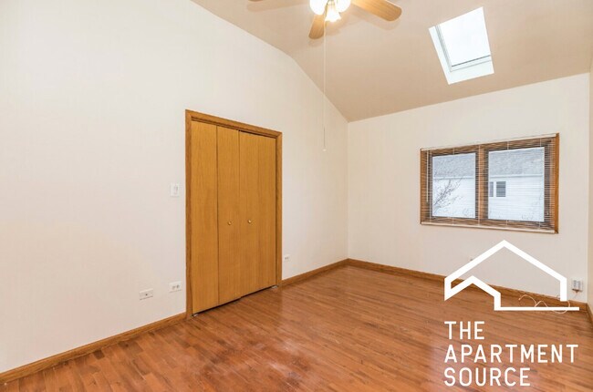 Photo - 2439 W Polk St Unit 3