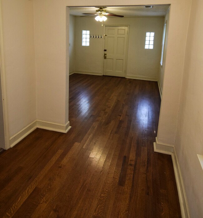 Photo - 59 W Lafayette Cir