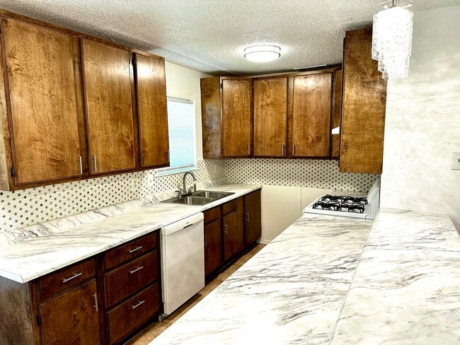 Photo - 1528 Angel Fire Dr