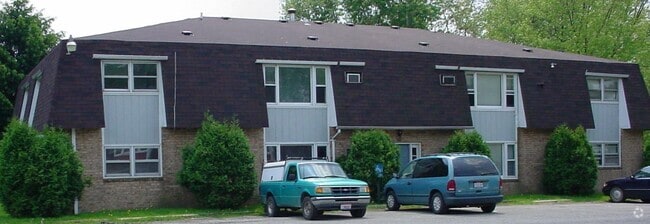 Building Photo - 582 Lakeview Dr Unit 1 Rental