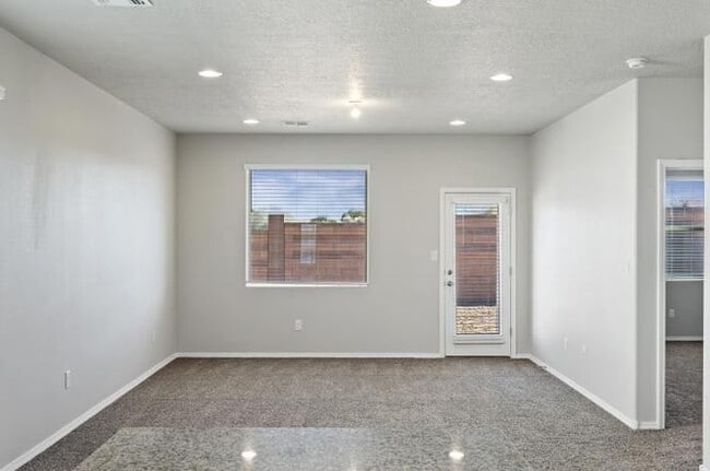 Photo - 4328 Vista Manzano