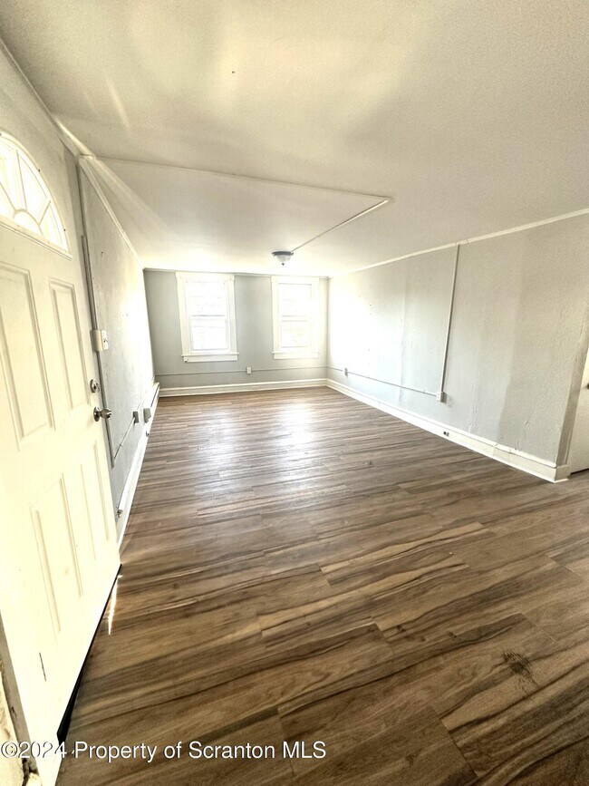 Photo - 280 S Sheridan St