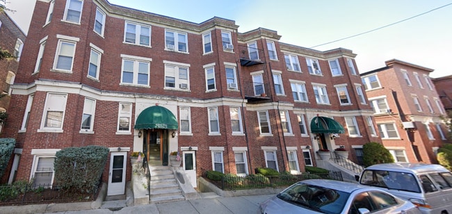 Building Photo - 11 Barrows St Unit 1A Rental