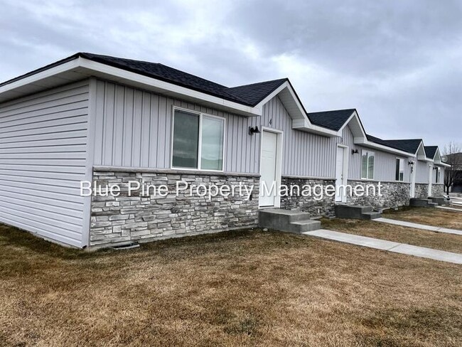 Building Photo - 170 Opal Ct Unit 2 Rental