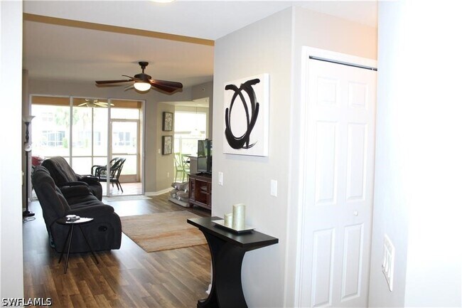Photo - 1400 Tiffany Ln Unidad 2406
