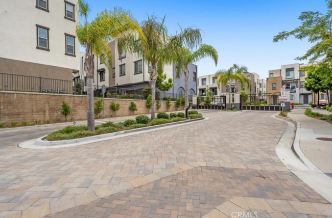 Photo - 2124 Solara Ln