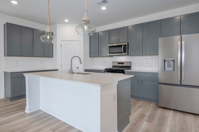 Photo - 1365 Georgetown Dr