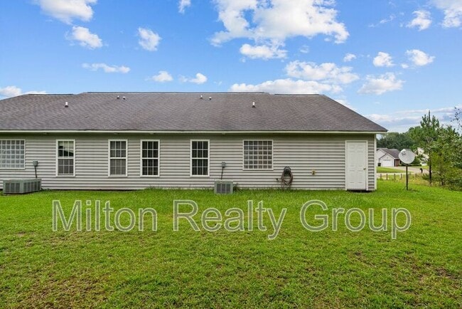 Photo - 173 Ariel St