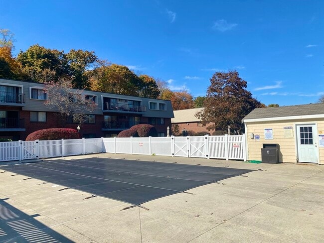 Photo - 573 Broad St Unit 335