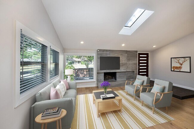 Photo - Mid-century North Branch home minutes from...