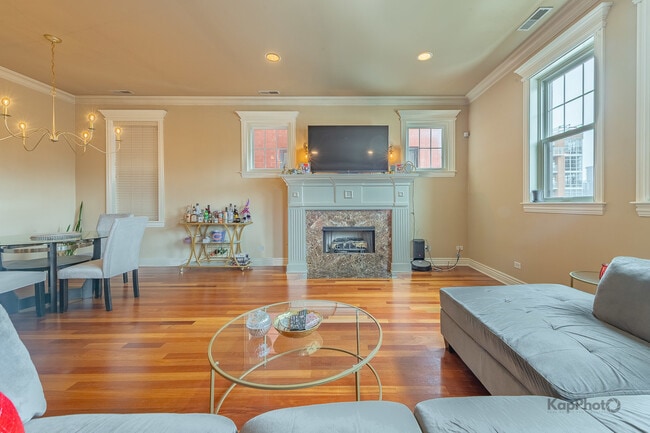 Photo - 1148 W Monroe St Unit 5NW